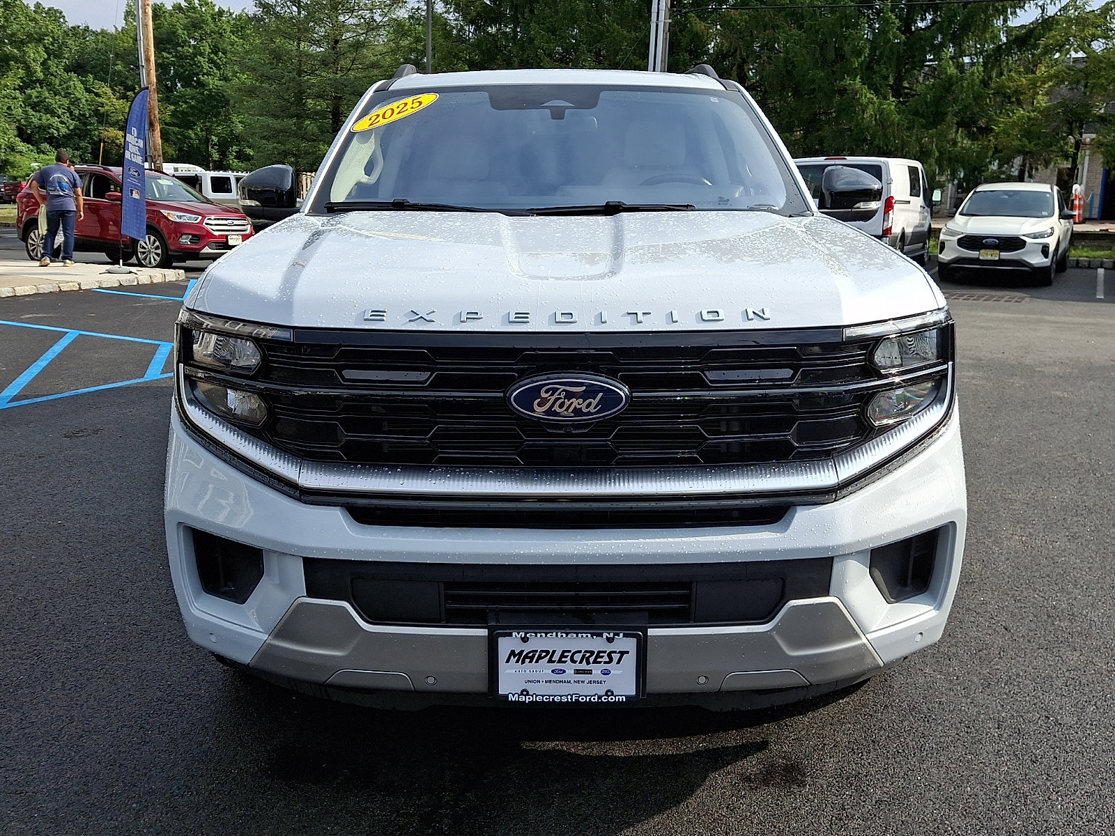 Certified 2025 Ford Expedition Platinum AWD/4WD image 2