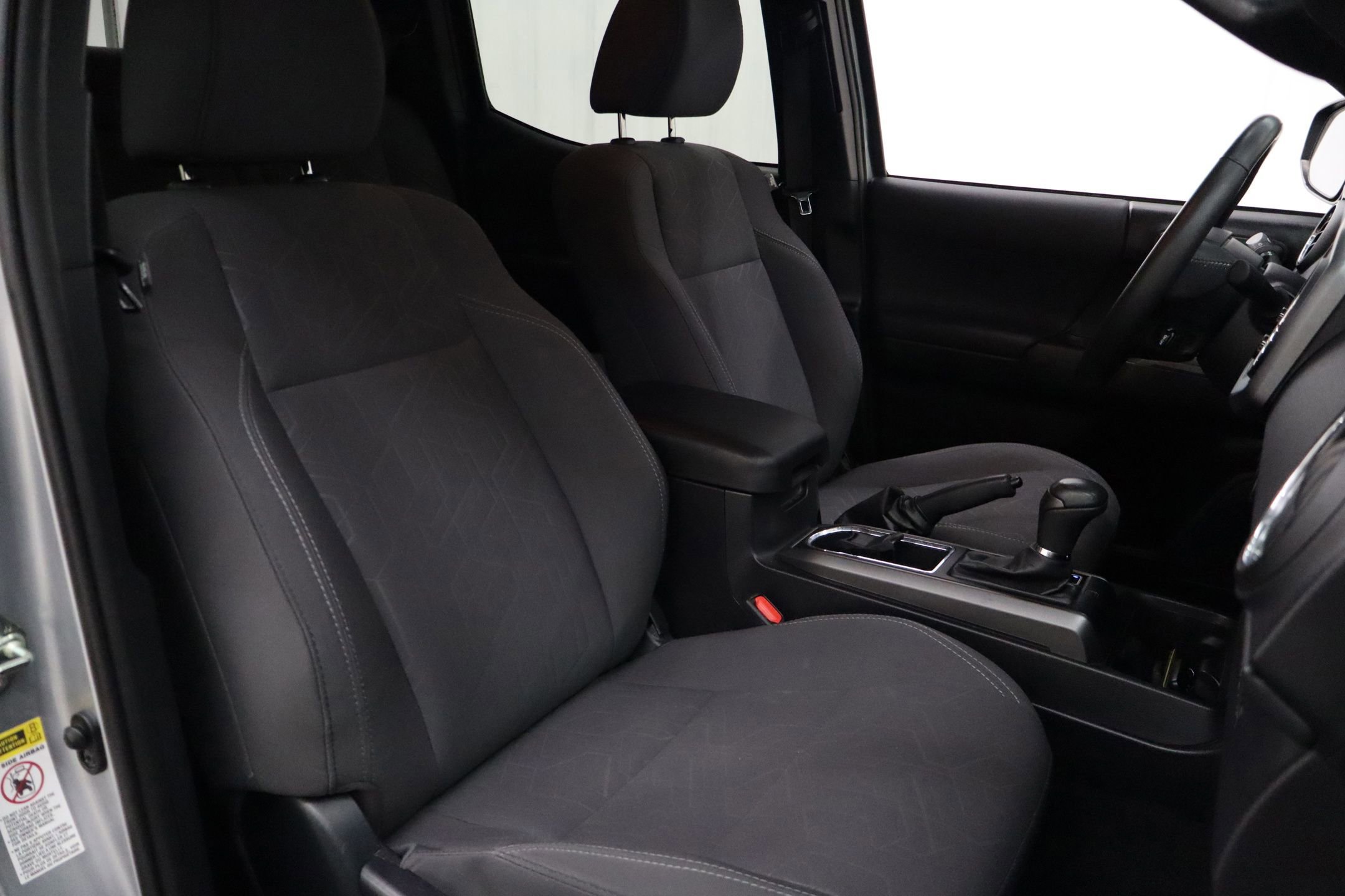 Used 2017 Toyota Tacoma TRD Sport w/ Tow Package image 29