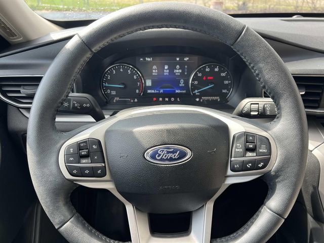 Certified 2023 Ford Explorer XLT w/ Equipment Group 202A AWD/4WD image 23