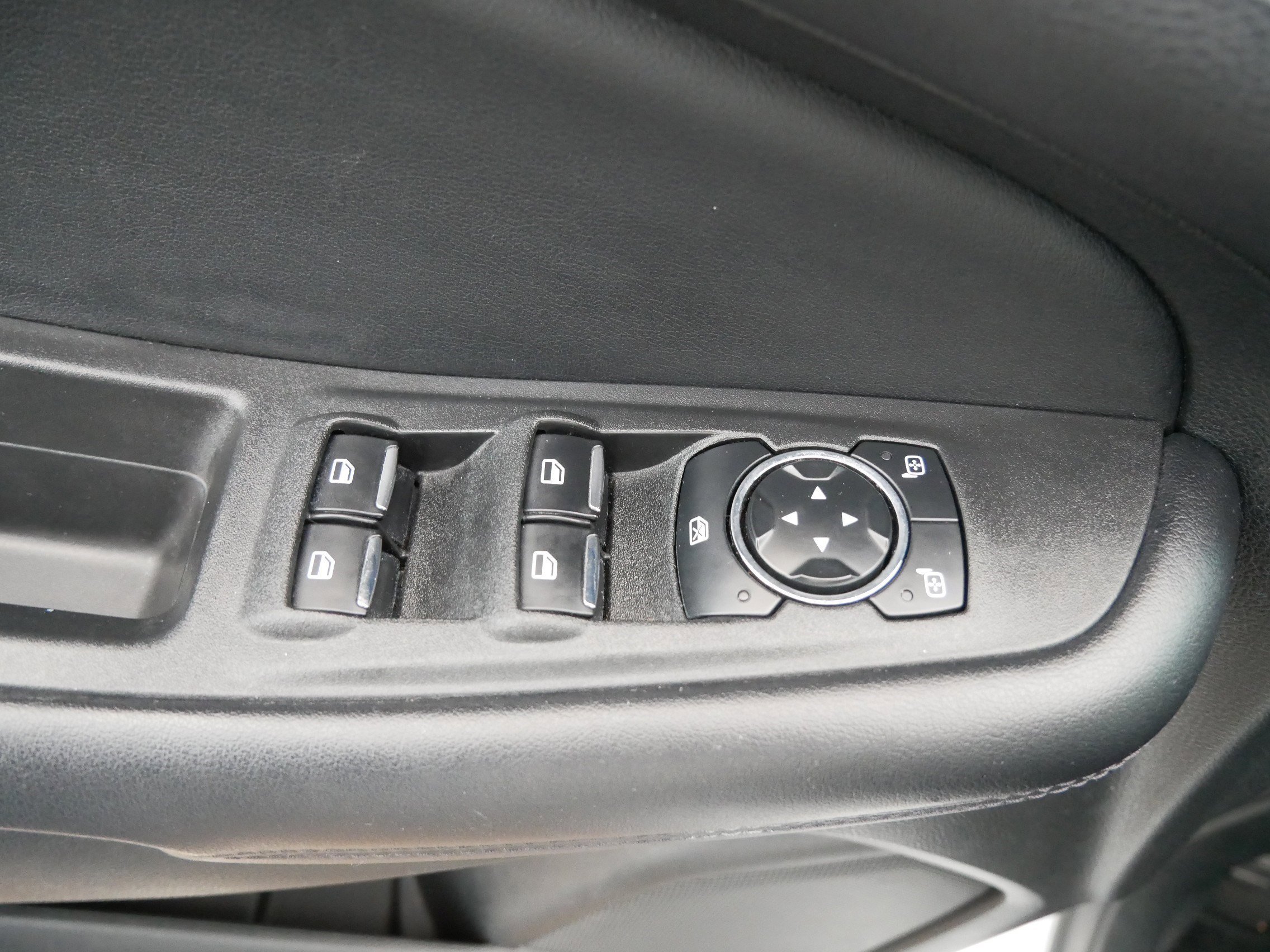 Certified 2023 Ford Edge SEL image 20