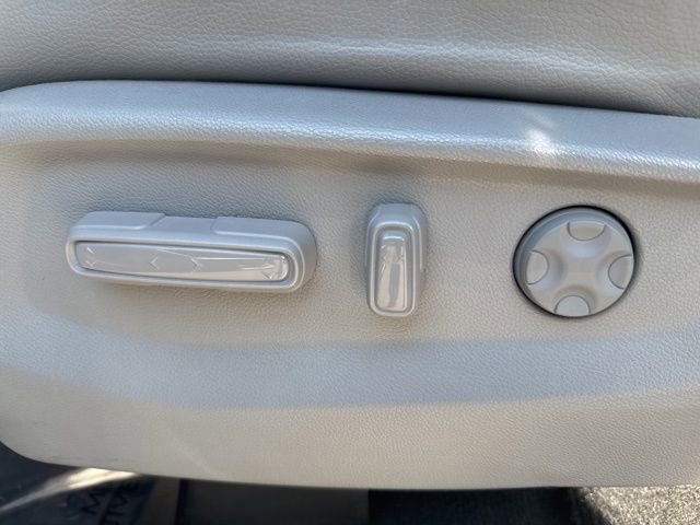 Used 2024 Honda Odyssey Touring image 11
