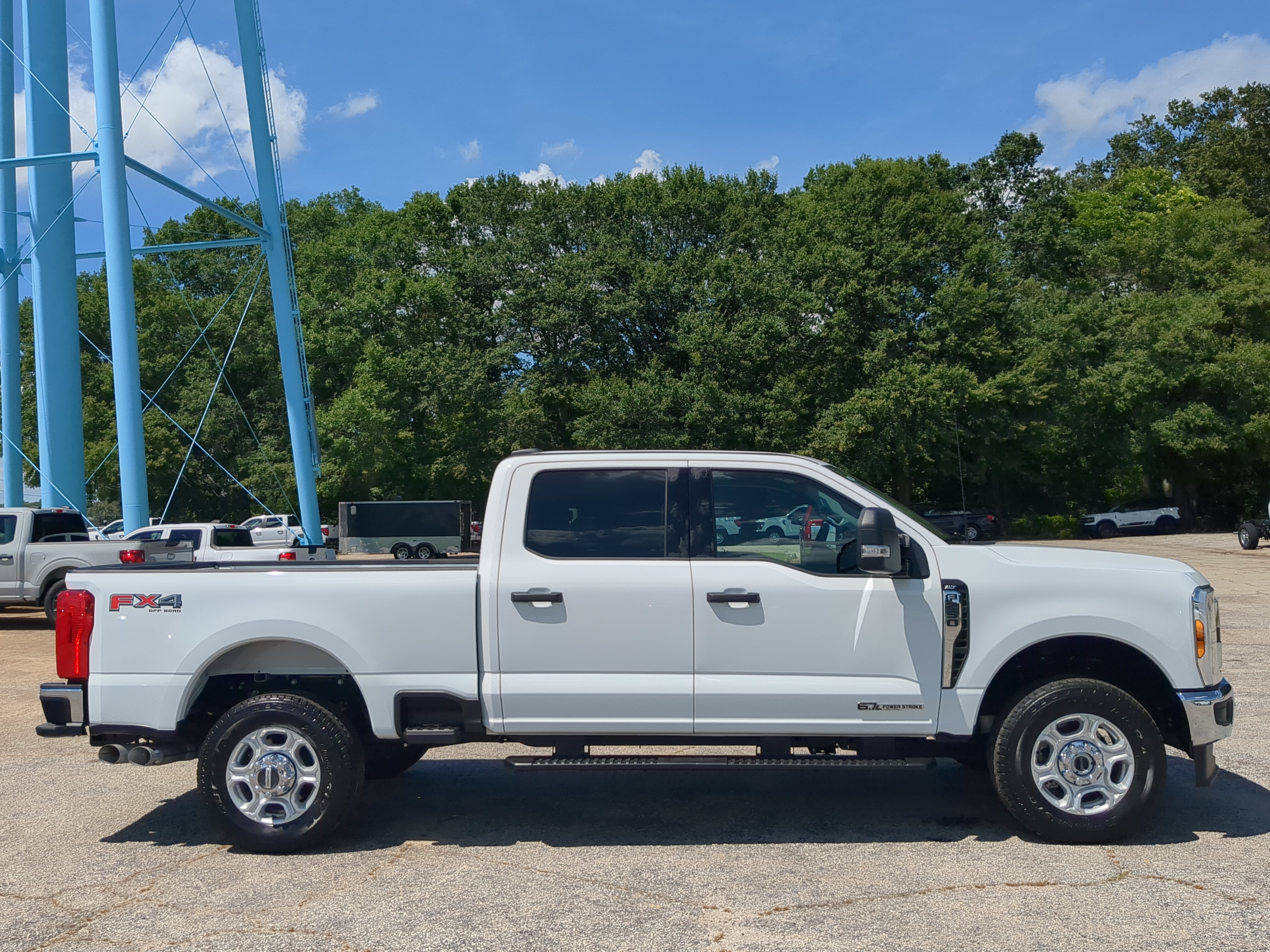 Certified 2025 Ford F250 XLT AWD/4WD image 2