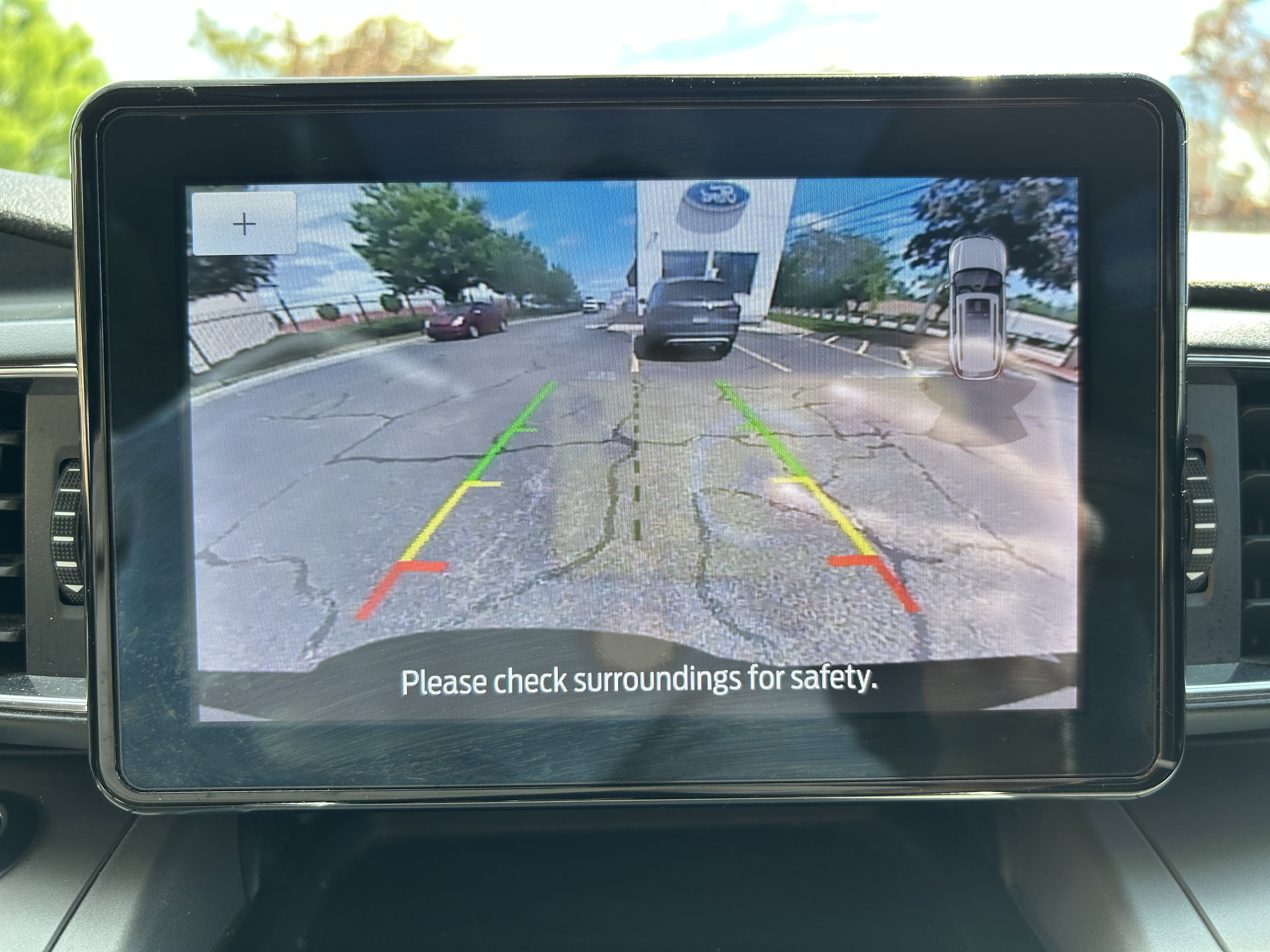 Certified 2022 Ford Explorer XLT w/ Equipment Group 202A image 26