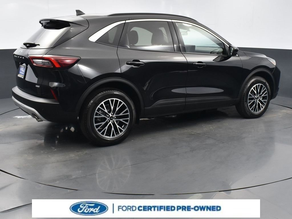 Certified 2024 Ford Escape SE image 5