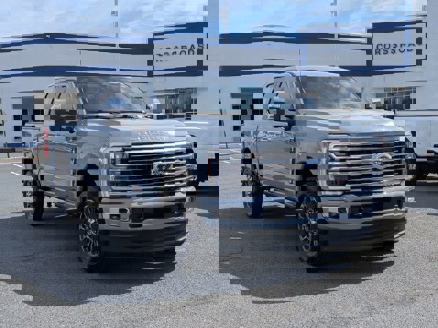 Certified 2025 Ford F350 Platinum w/ Platinum Plus Package image 9