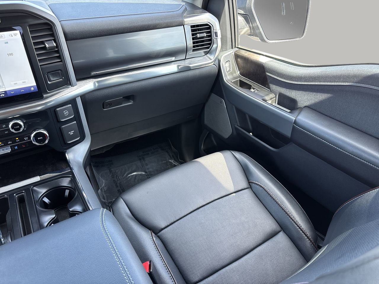 Certified 2023 Ford F150 Lariat w/ Equipment Group 502A High image 20