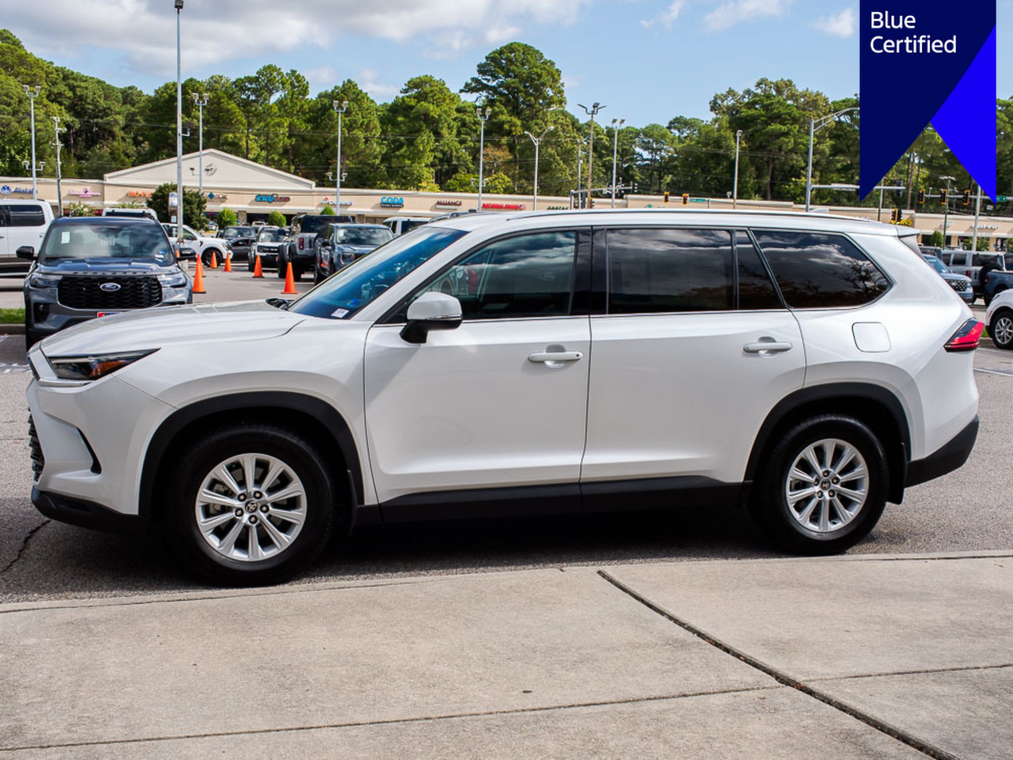 Used 2024 Toyota Grand Highlander FWD image 3