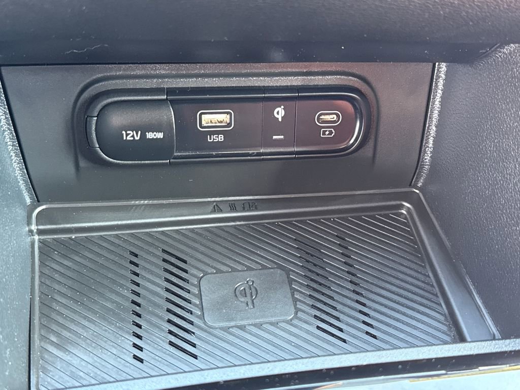 Used 2023 Kia Sportage SX image 23
