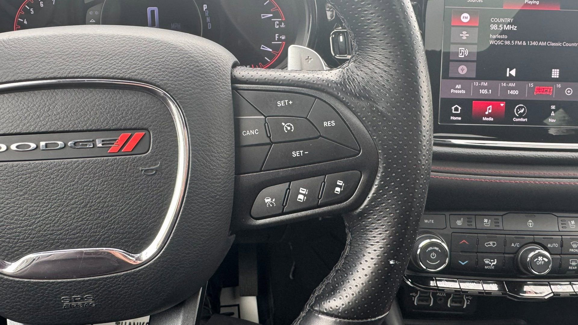 Used 2024 Dodge Durango GT image 32