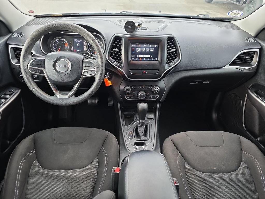 Used 2019 Jeep Cherokee Latitude w/ Popular Appearance Group FWD image 14