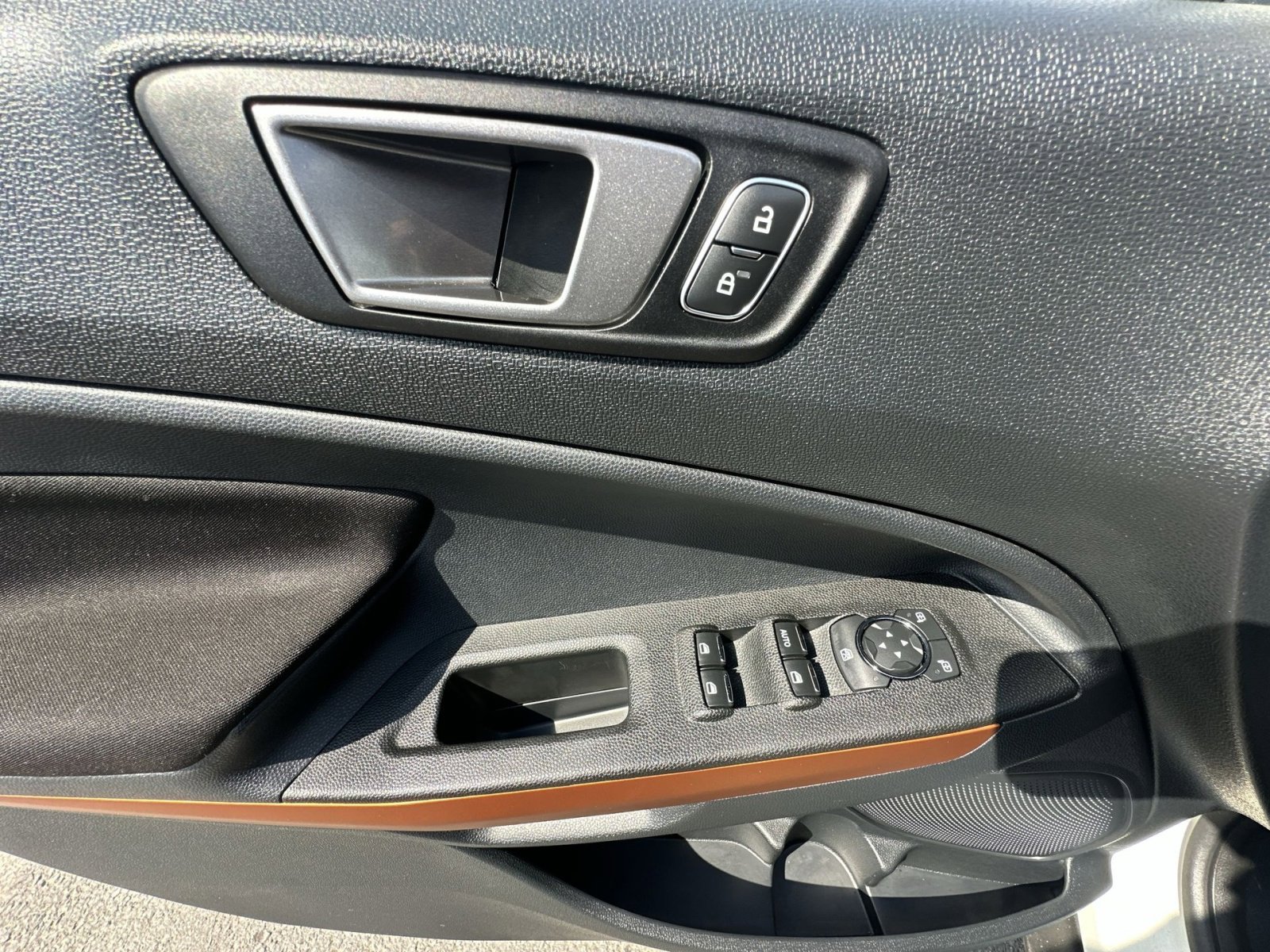 Certified 2021 Ford EcoSport SE w/ SE Appearance Package FWD image 23
