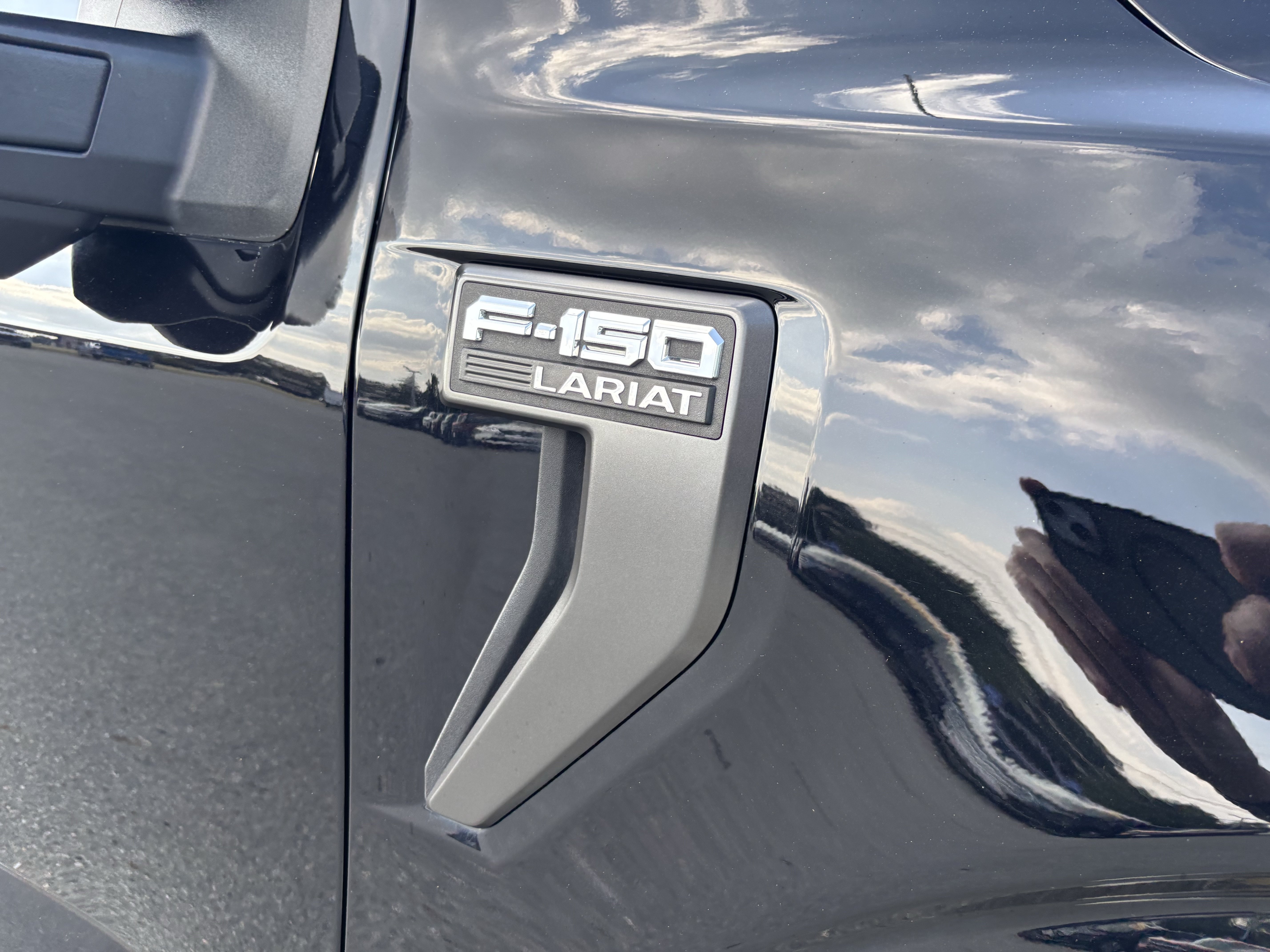 Certified 2023 Ford F150 Lariat w/ Equipment Group 502A High AWD/4WD image 45