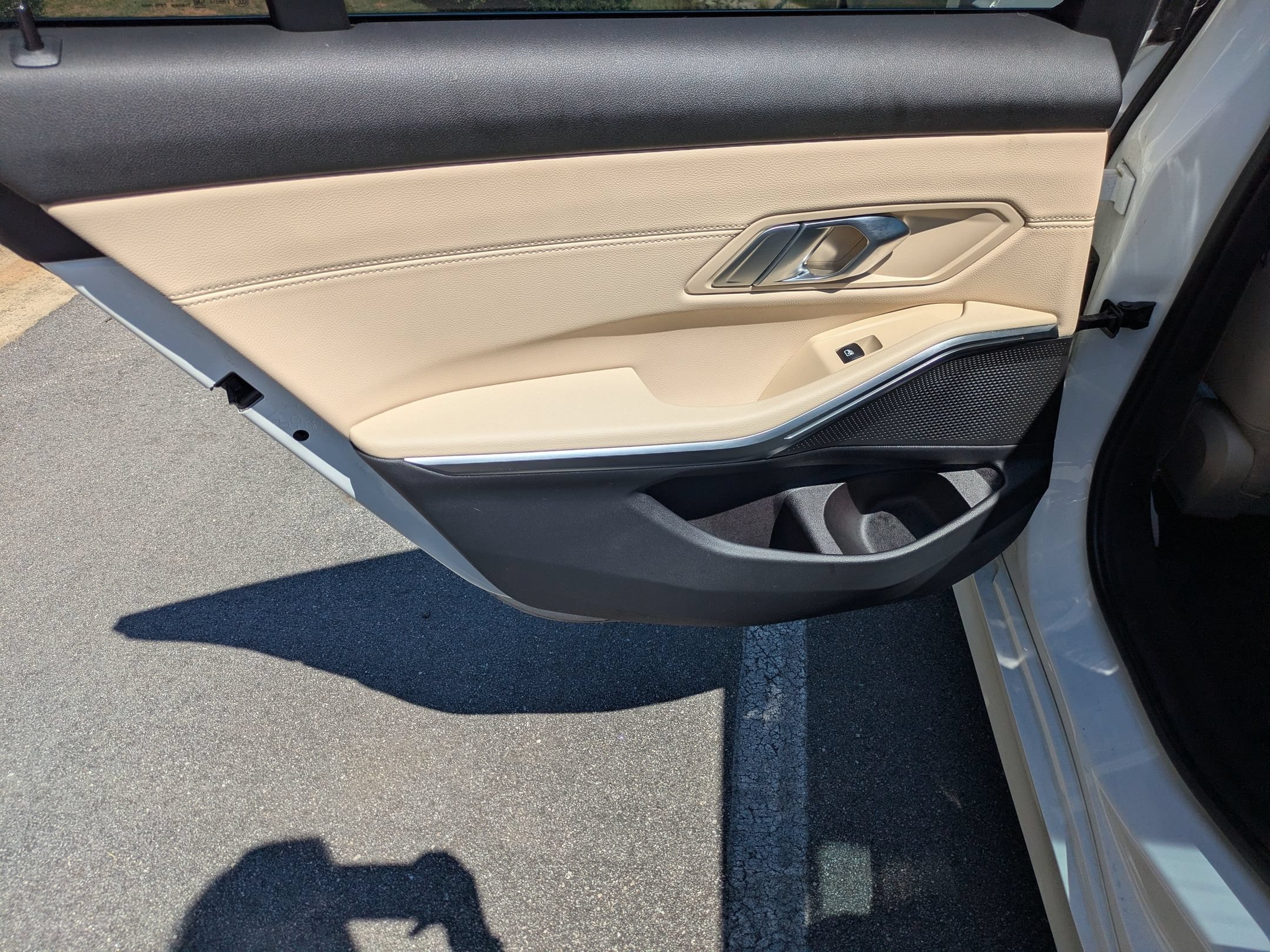 Used 2021 BMW 330i Sedan w/ Premium Package RWD image 25