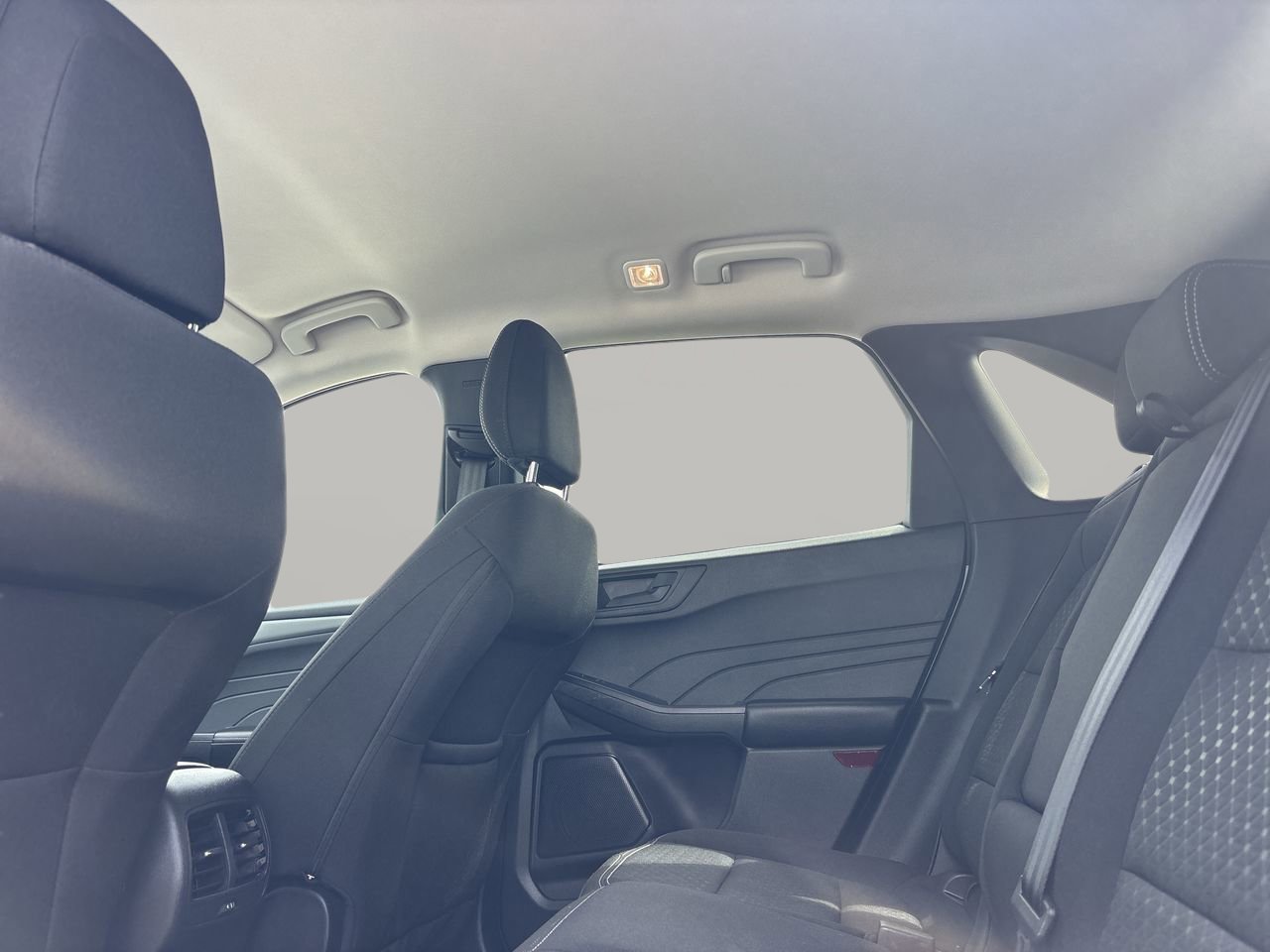 Certified 2025 Ford Escape Active AWD/4WD image 16