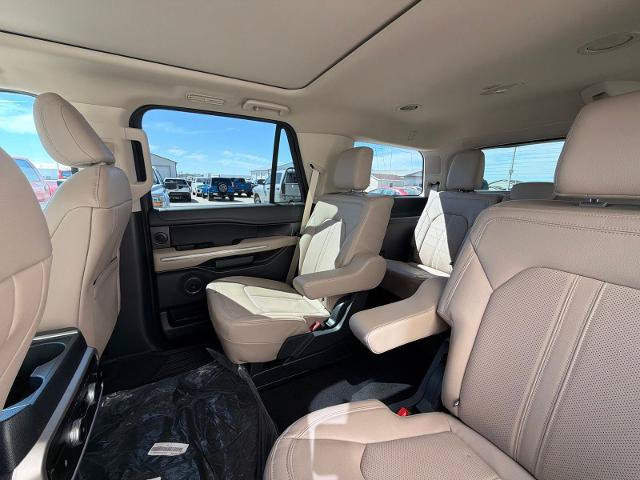 Certified 2024 Ford Expedition Limited AWD/4WD image 16