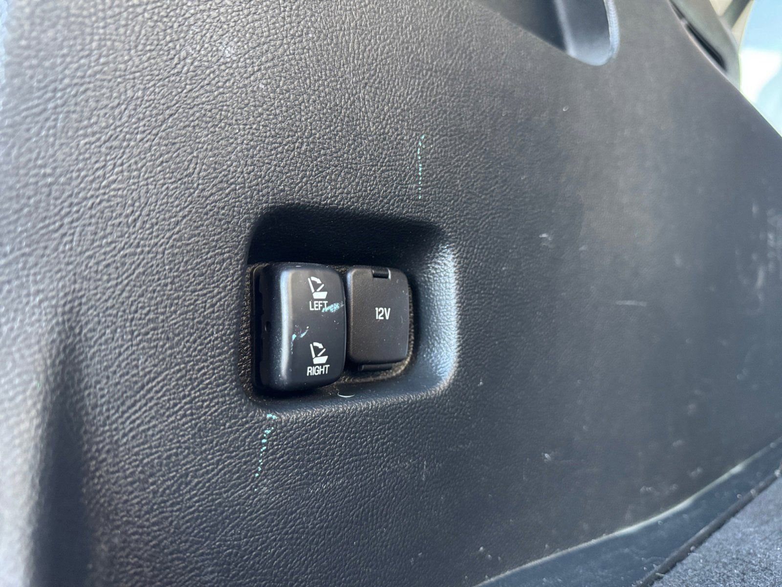 Certified 2018 Ford Edge Sport w/ Equipment Group 401A image 17