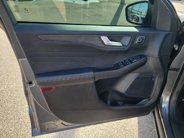 Certified 2024 Ford Escape SE w/ PHEV Premium Package FWD image 22