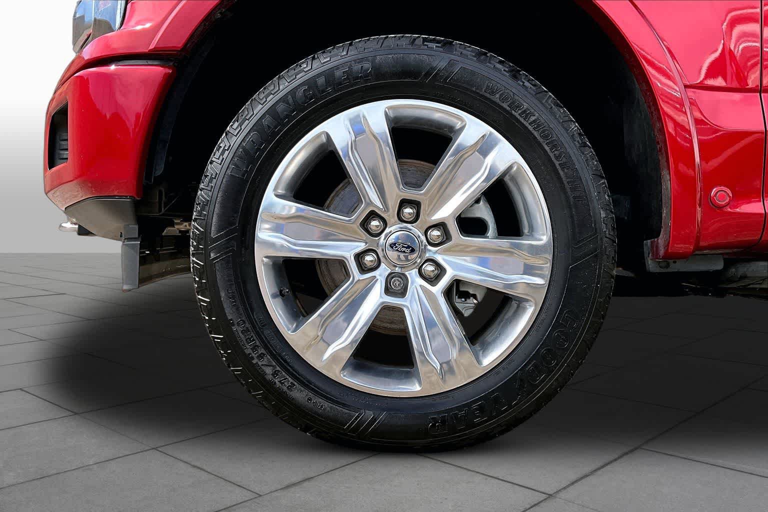 Certified 2020 Ford F150 Platinum w/ Equipment Group 701A Luxury AWD/4WD image 11