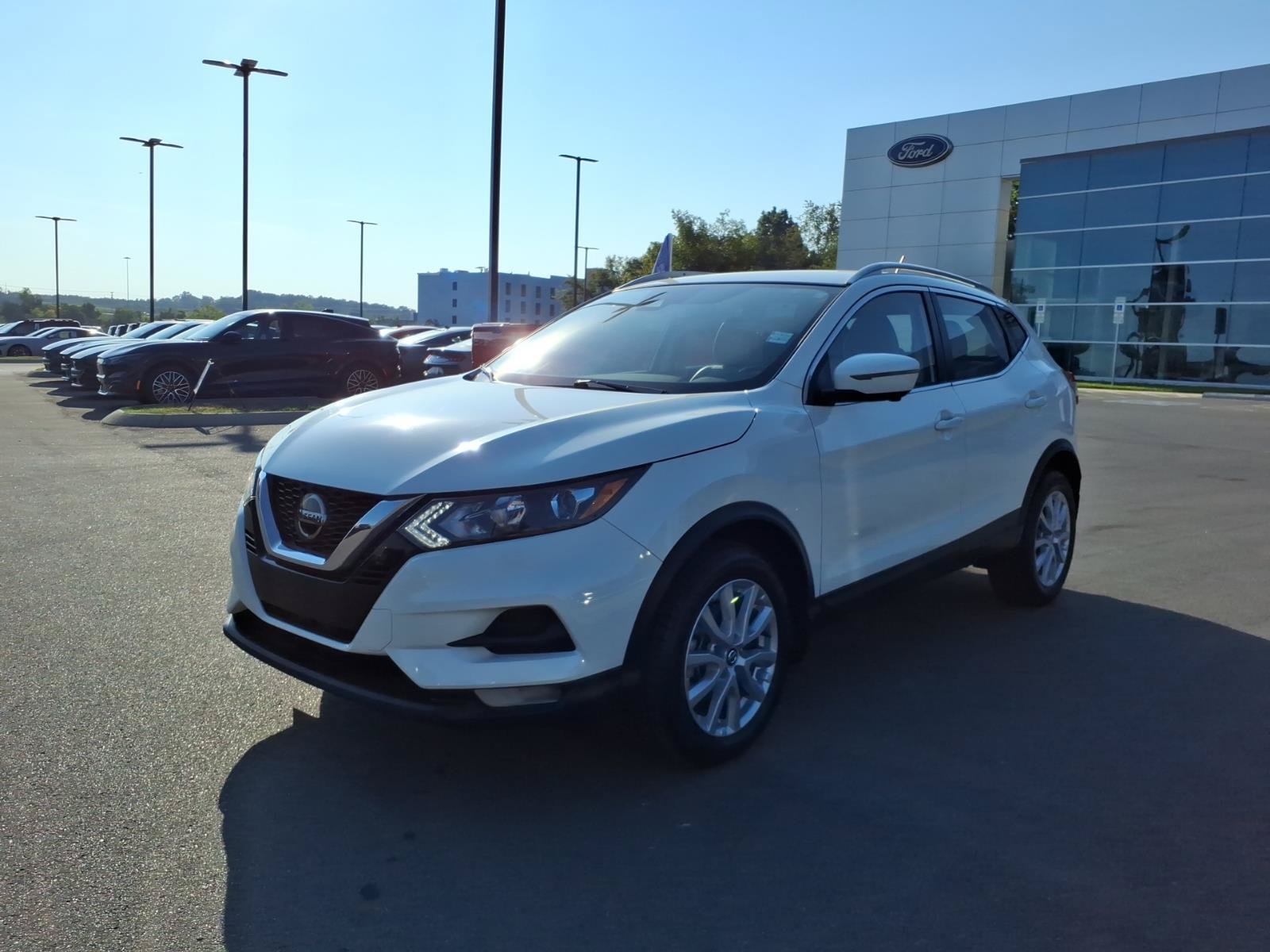 Used 2022 Nissan Rogue Sport SV w/ Technology Package AWD/4WD image 7