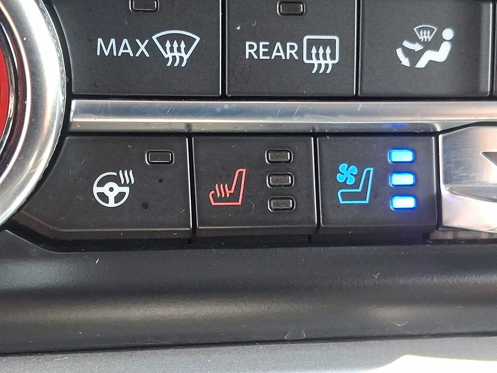 Certified 2024 Ford Expedition XLT AWD/4WD image 25
