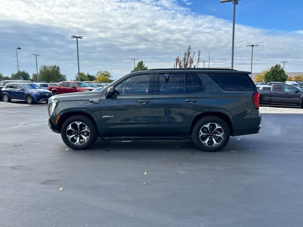 Used 2026 GMC Yukon AT4 w/ Premium Trailering Package AWD/4WD image 9