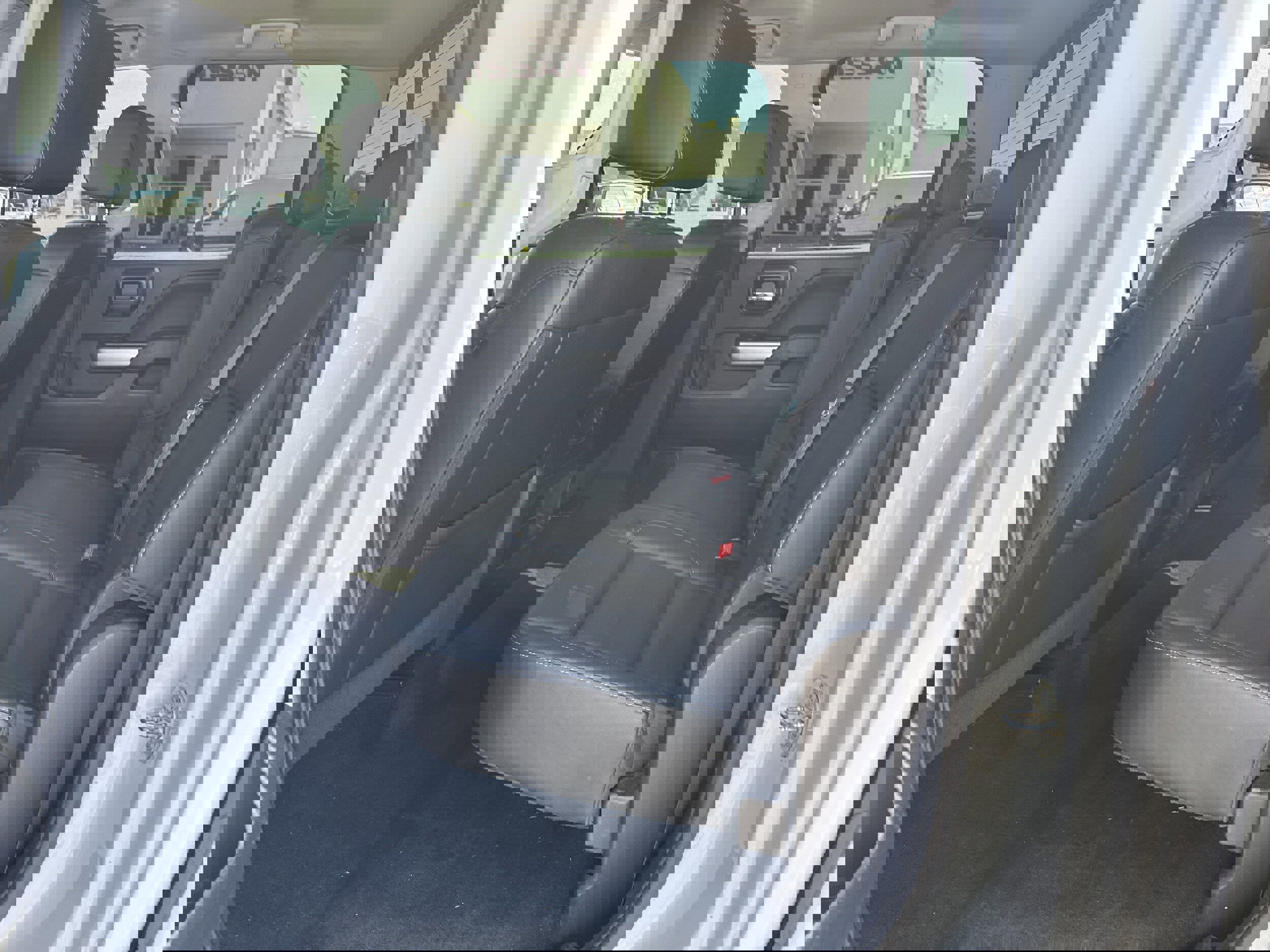 Used 2018 Chevrolet Silverado 1500 LTZ Z71 w/ Redline Edition image 10