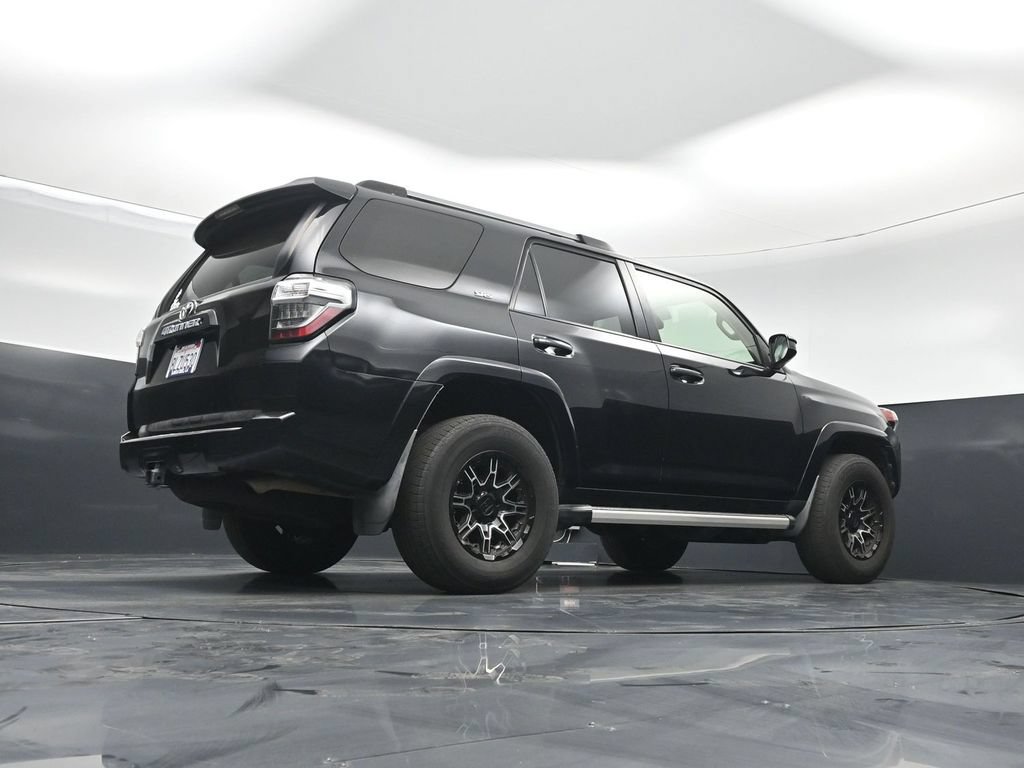 Used 2019 Toyota 4Runner SR5 RWD image 46