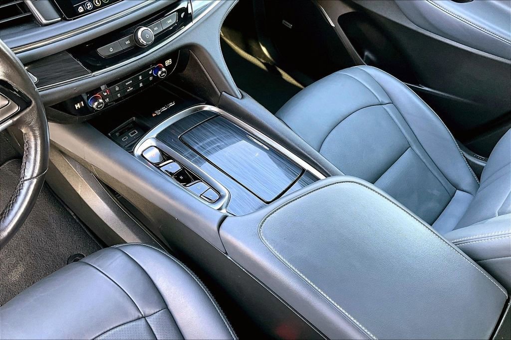 Used 2024 Buick Enclave Premium image 15