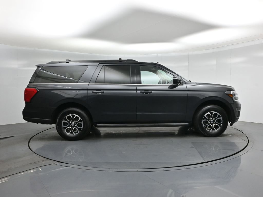 Certified 2024 Ford Expedition Max XLT image 9