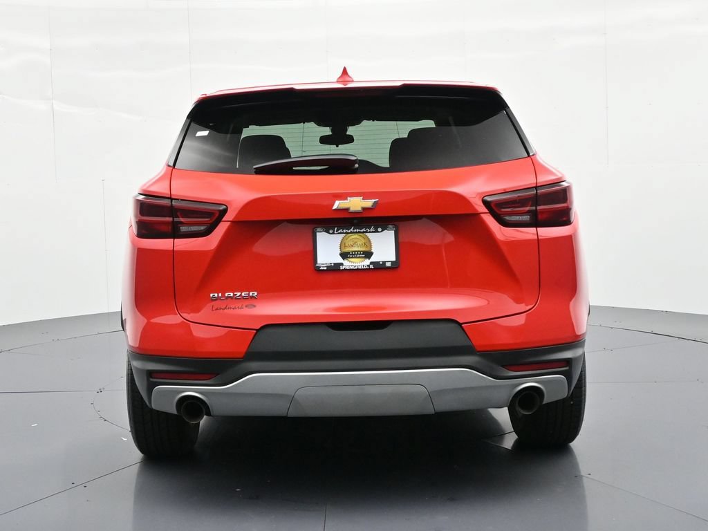Used 2023 Chevrolet Blazer LT FWD image 7
