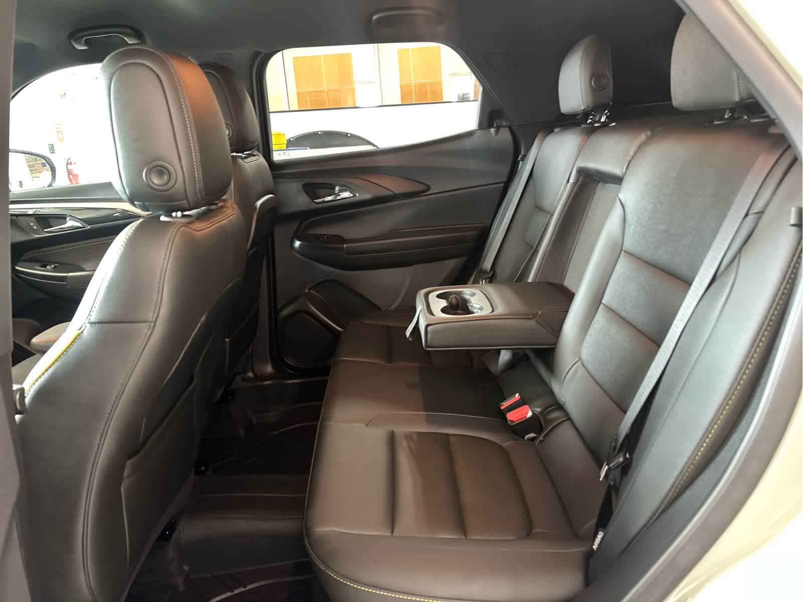 Used 2025 Chevrolet TrailBlazer ACTIV AWD/4WD image 32