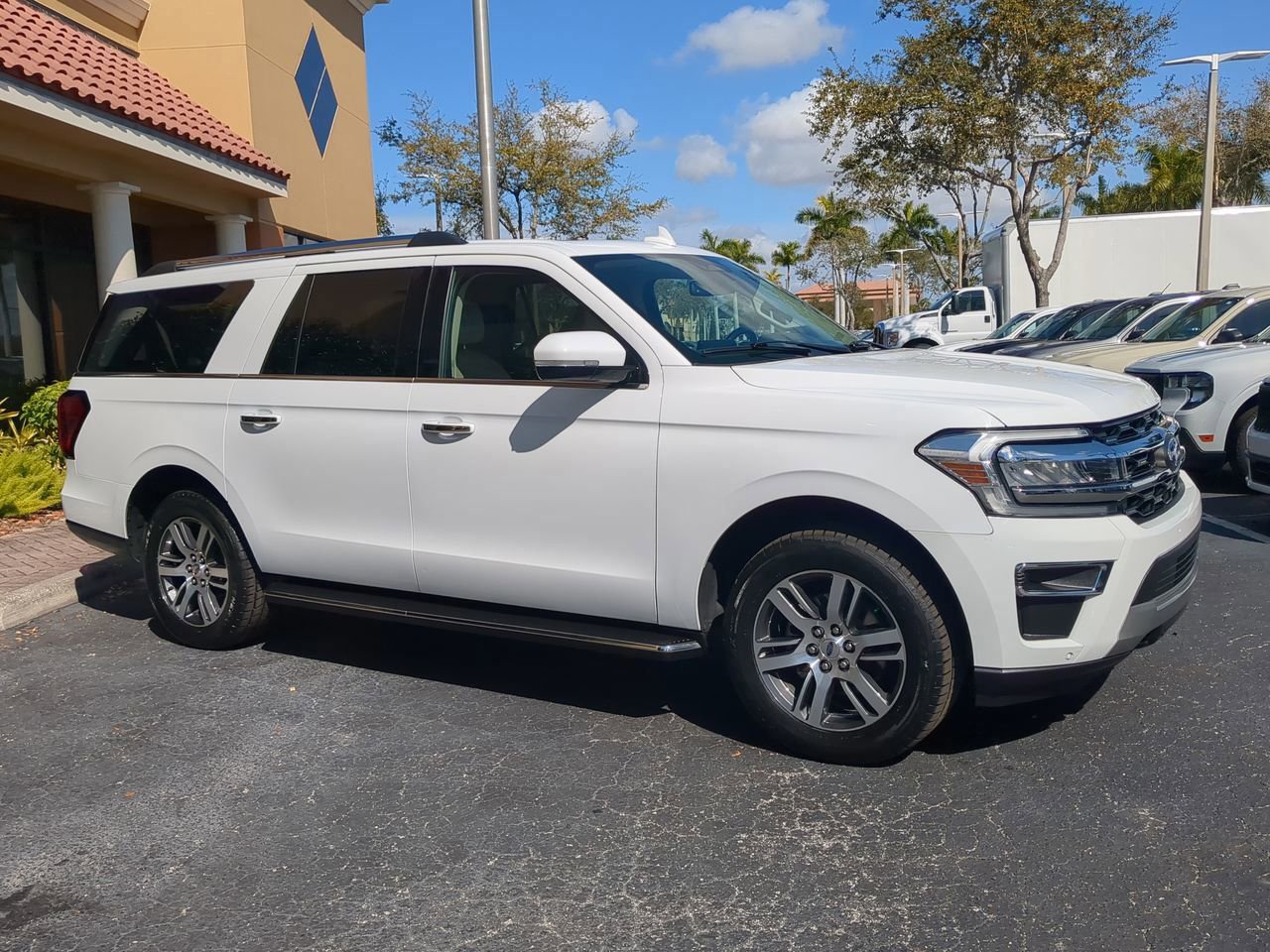 Certified 2022 Ford Expedition Max Limited image 8