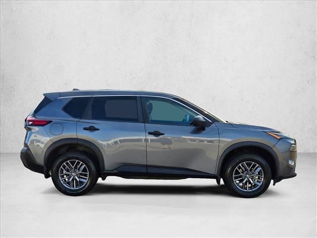 Used 2021 Nissan Rogue S FWD image 4