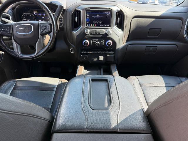 Used 2022 GMC Sierra 2500 Denali w/ Denali Ultimate Package AWD/4WD image 14