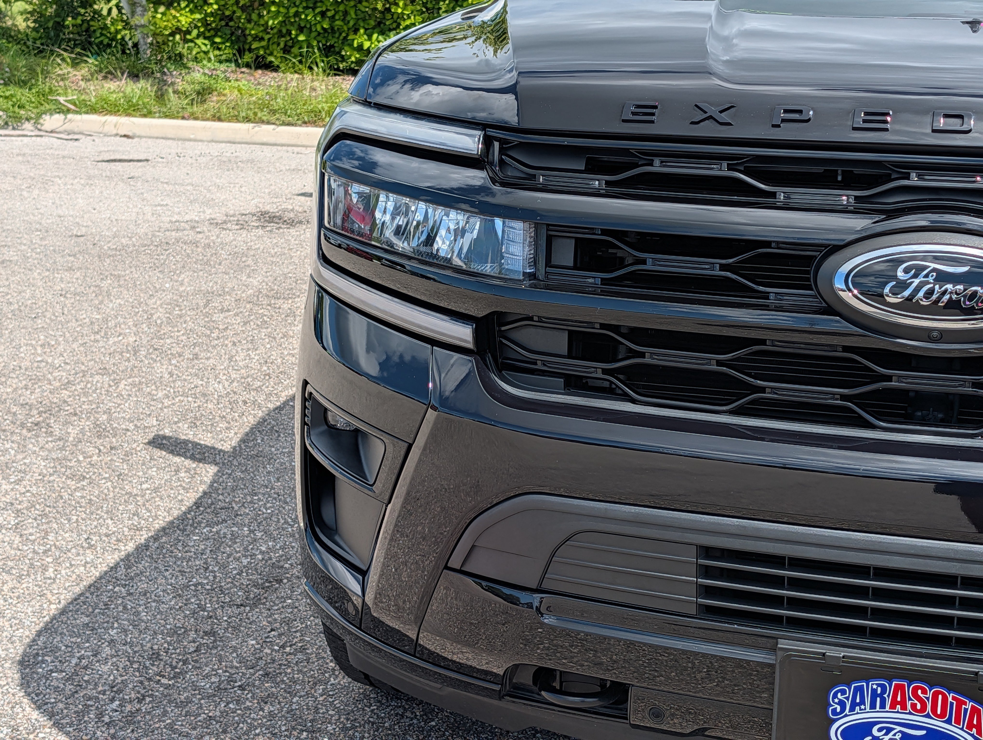 Certified 2023 Ford Expedition Max Limited AWD/4WD image 10