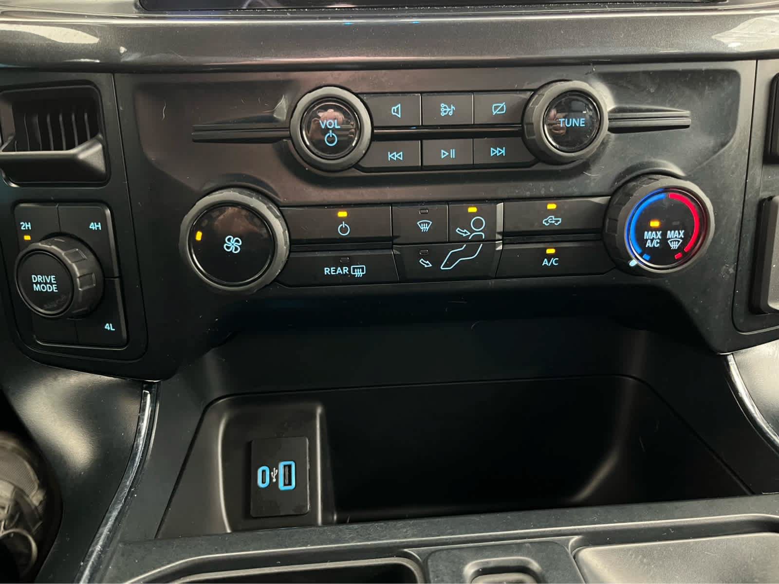 Certified 2024 Ford F150 STX AWD/4WD image 41