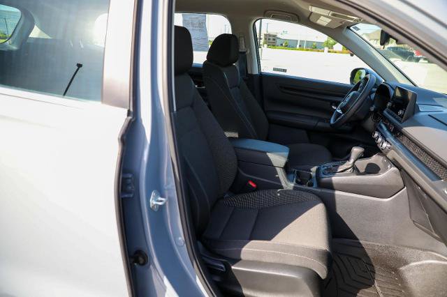 Used 2023 Honda CR-V LX image 24