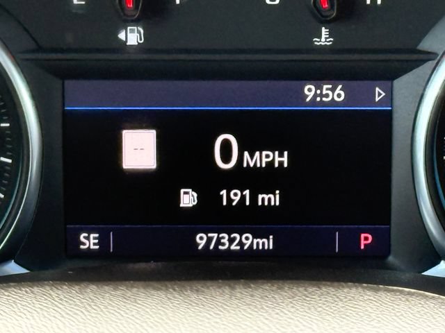 Used 2019 Chevrolet Equinox LT w/ Sun & Navigation Package AWD/4WD image 33