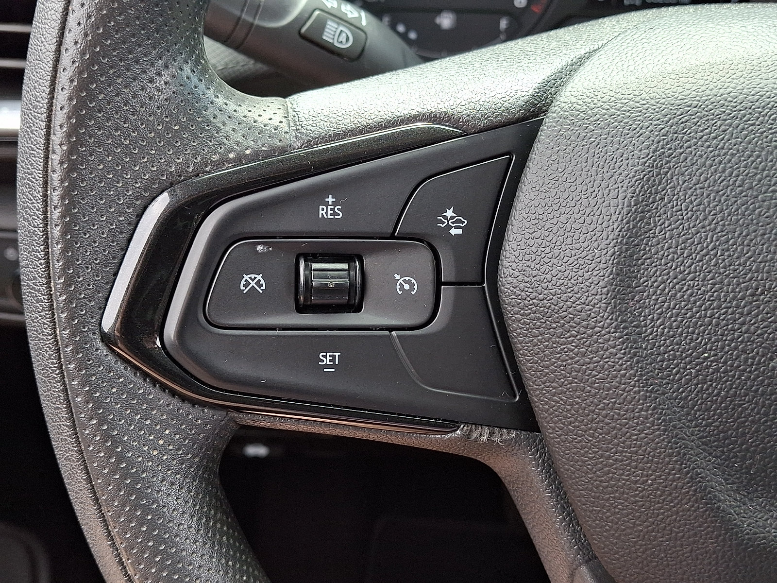 Used 2023 Chevrolet TrailBlazer LT w/ Convenience Package AWD/4WD image 27