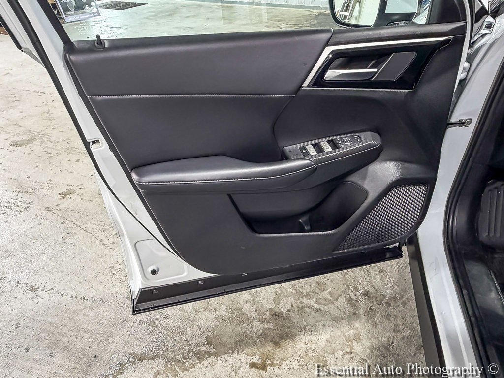 Used 2024 Mitsubishi Outlander SE AWD/4WD image 20