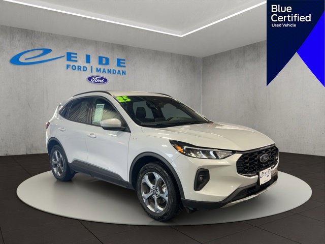 Certified 2025 Ford Escape ST-Line Select AWD/4WD image 1