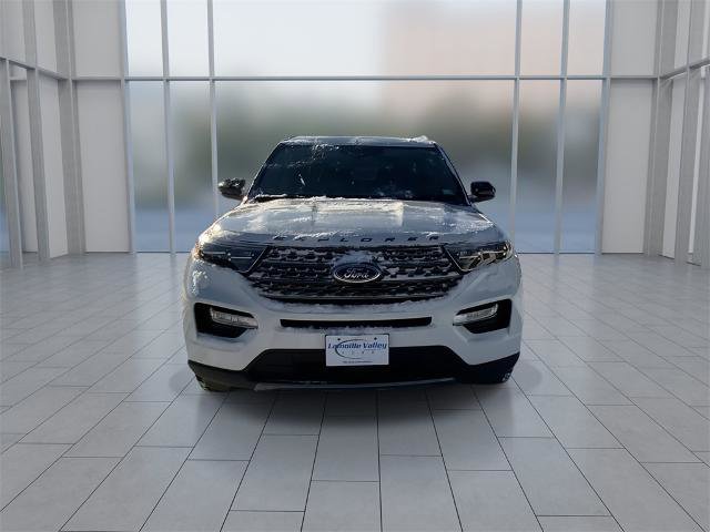 Certified 2023 Ford Explorer XLT w/ Equipment Group 202A image 3