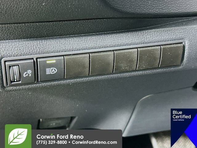 Used 2022 Toyota Corolla LE FWD image 13