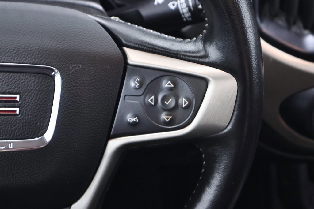 Used 2021 GMC Canyon Denali image 28