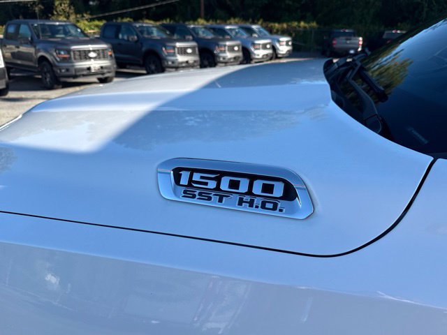 Used 2025 RAM 1500 Tungsten w/ Off Road Group AWD/4WD image 9