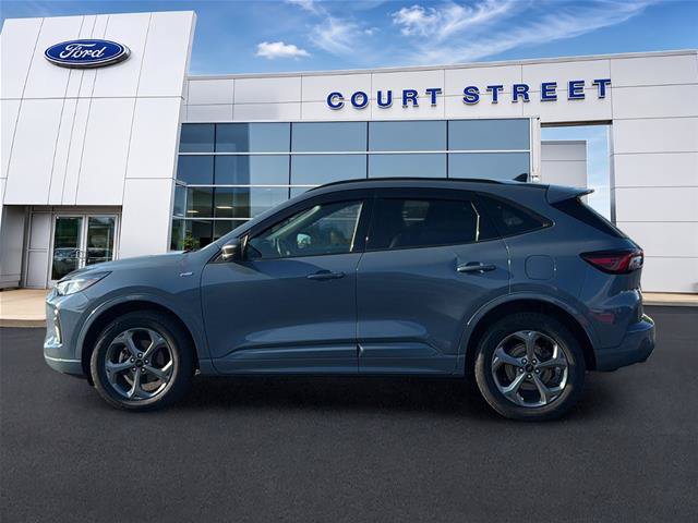 Certified 2024 Ford Escape ST-Line w/ Tech Pack #1 AWD/4WD image 7