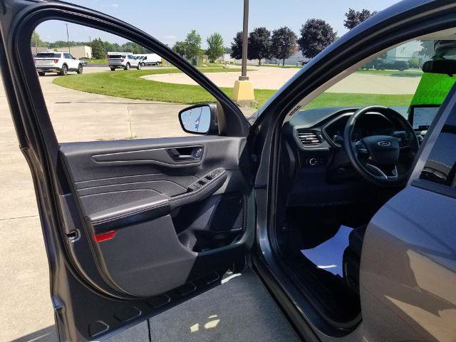 Certified 2023 Ford Escape Active w/ Cold Weather Package FWD image 10