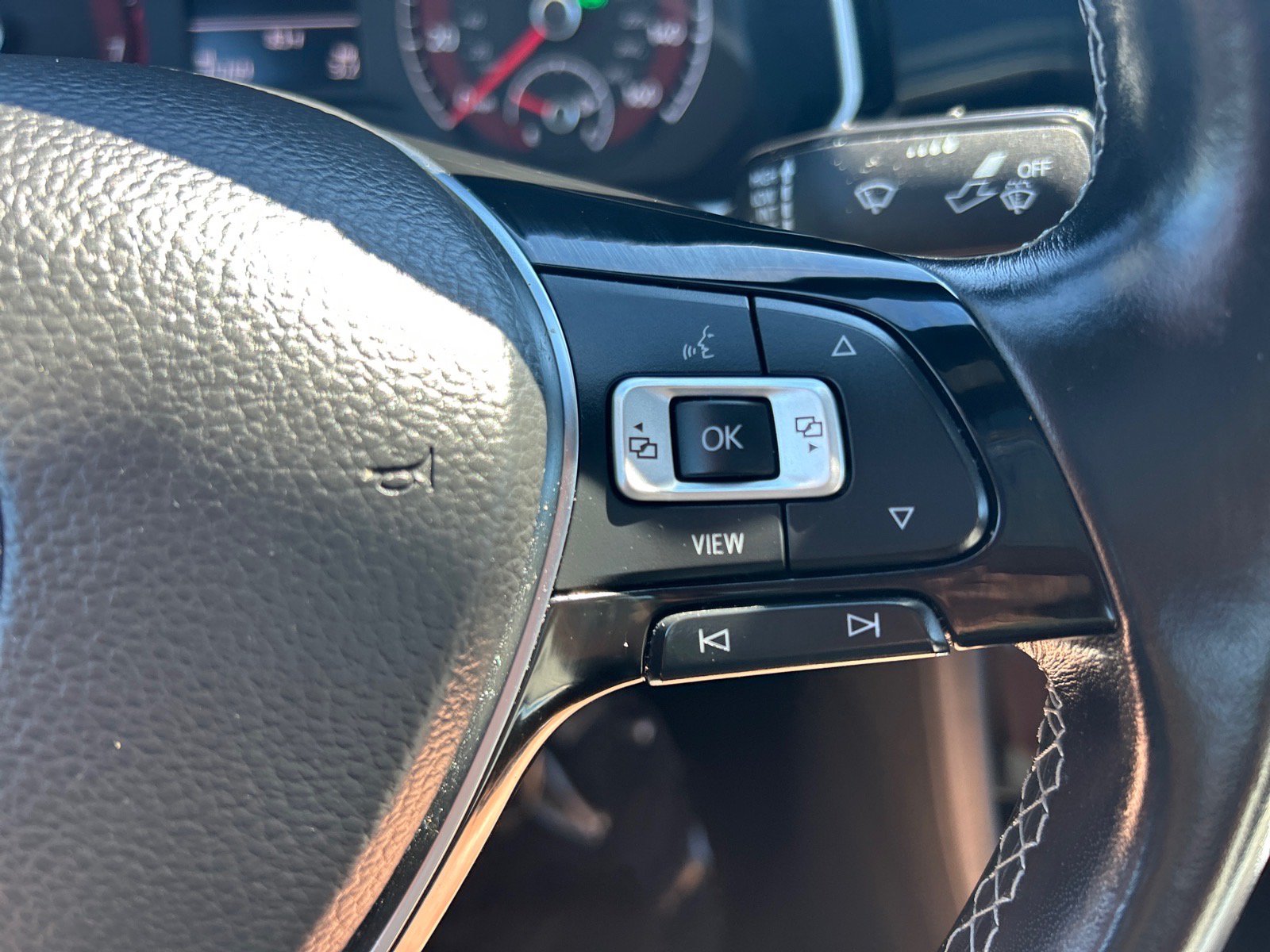 Used 2019 Volkswagen Jetta R-Line FWD image 24