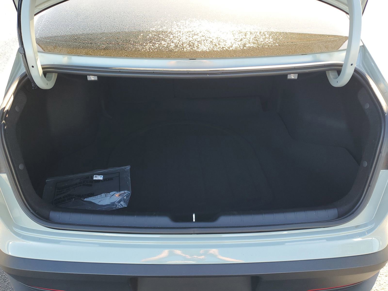 Used 2025 Kia K4 LXS image 7