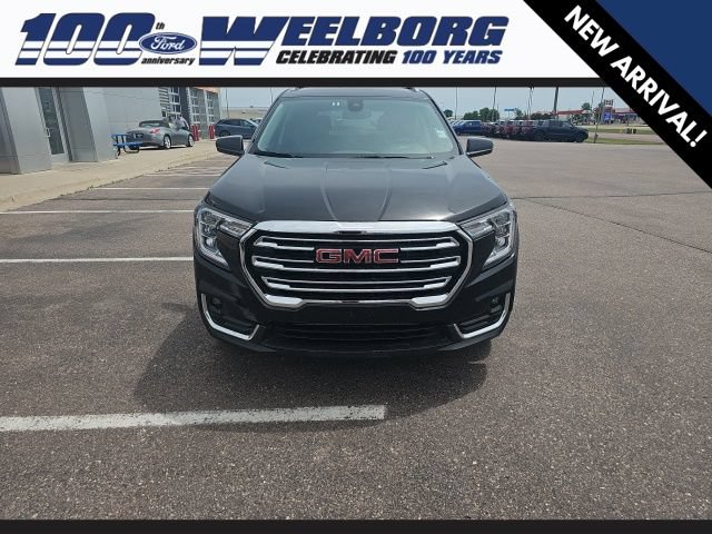 Used 2024 GMC Terrain SLT AWD/4WD image 8